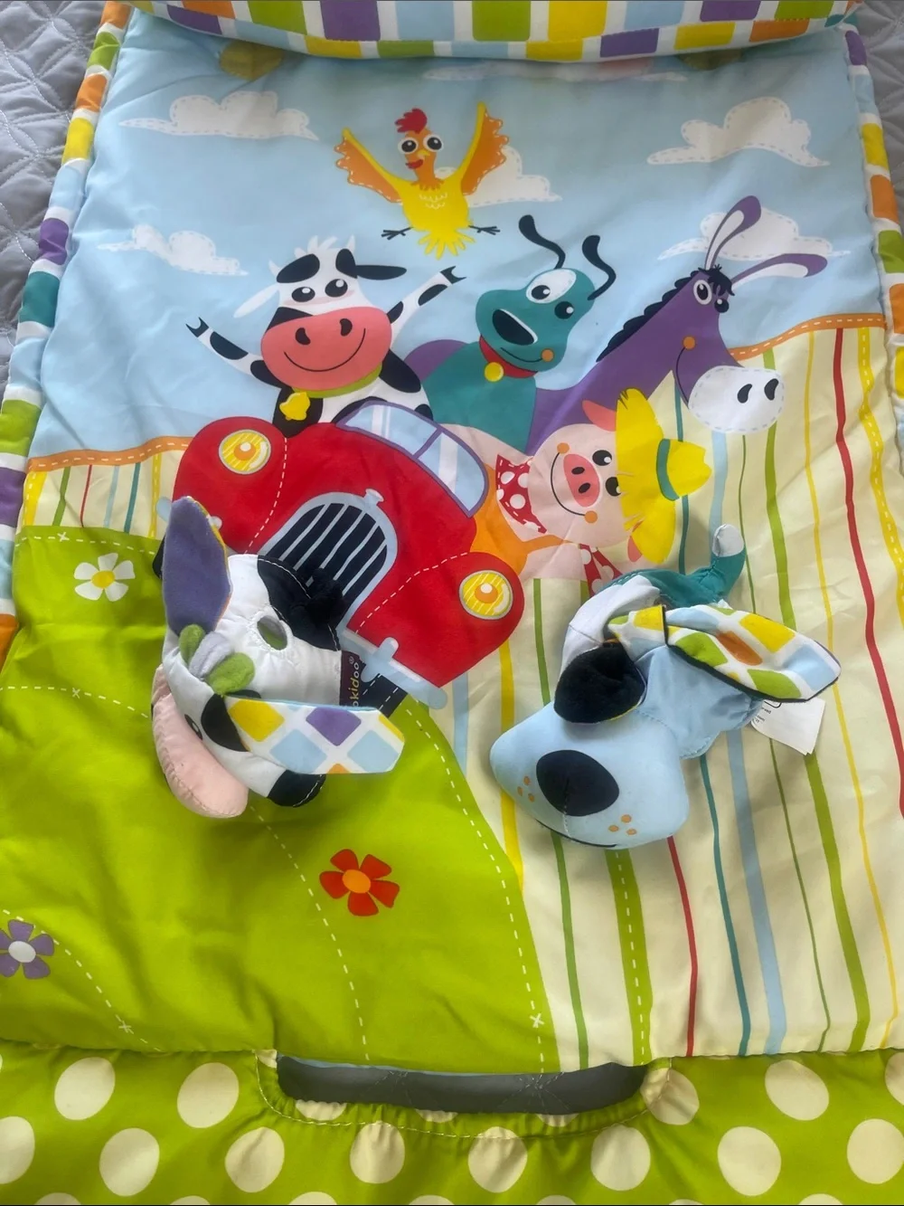 Yookidoo,New never used Green Baby Play Mat with Musical Puppy, no box